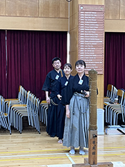 写真:住田嘉興、ハリー・カーンス